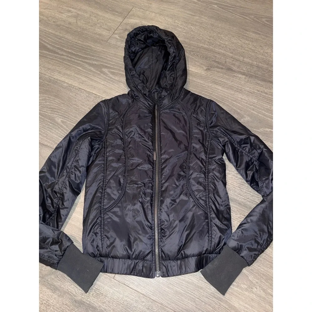 Lululemon Scuba Hoodie *Glyde Black size 2 active‎ coat jacket
